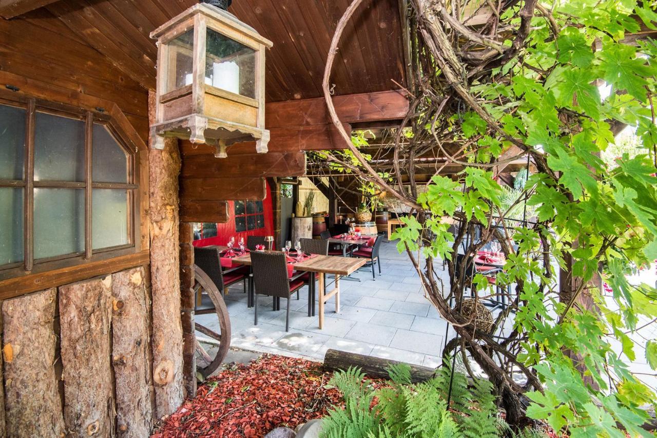 Reves Gourmands, Hotellerie & Gastronomie Vernayaz Exterior photo