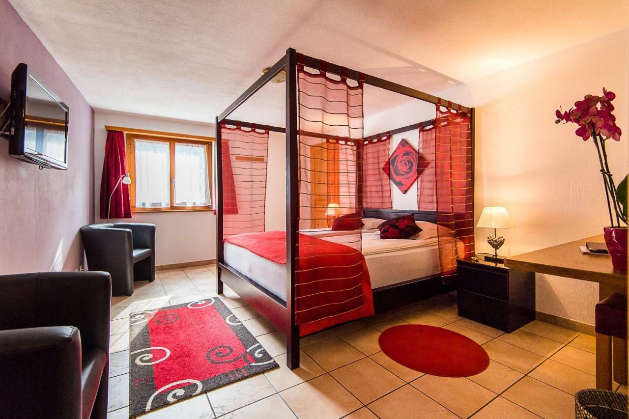 Reves Gourmands, Hotellerie & Gastronomie Vernayaz Exterior photo
